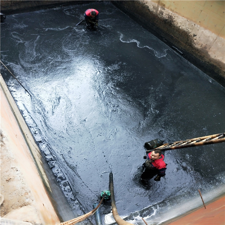 富锦废水池清理